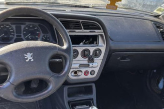 Poignee porte arriere gauche PEUGEOT 306