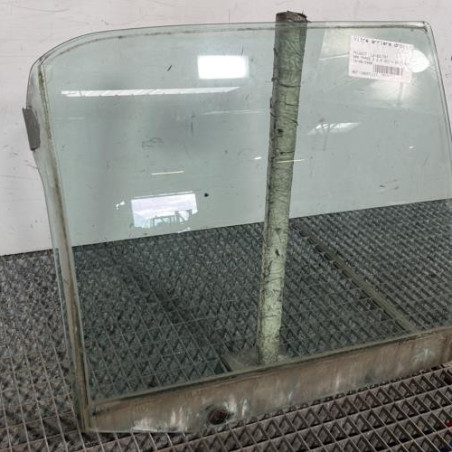 Vitre arriere droit PEUGEOT 306