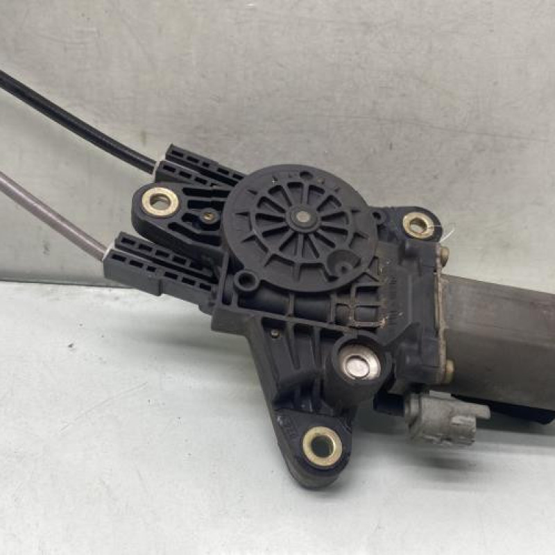 Leve vitre electrique avant gauche PEUGEOT 306 Photo n°4