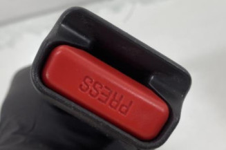 Attache ceinture arriere droit CITROEN C1 2