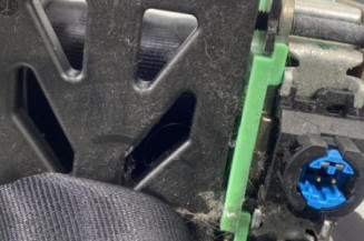 Pretensionneur de ceinture avant droit CITROEN C4 2