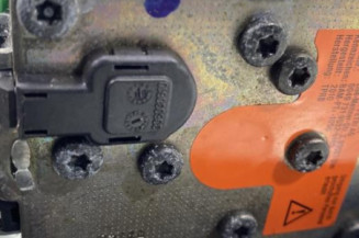 Pretensionneur de ceinture avant droit CITROEN C4 2