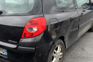 Aile avant gauche RENAULT CLIO 3