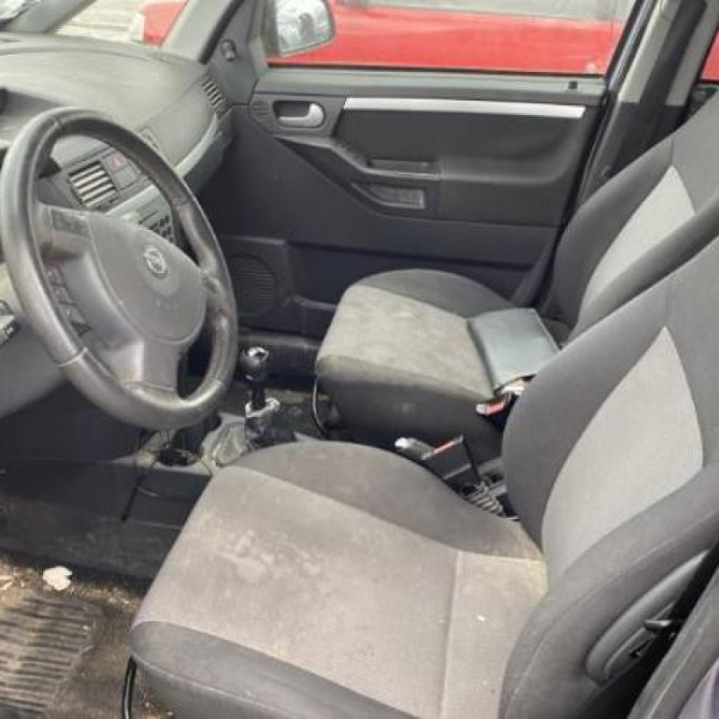 Feu arriere principal gauche (feux) OPEL MERIVA A Photo n°6