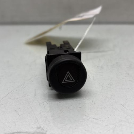 Bouton de warning PEUGEOT PARTNER 1 Photo n°1