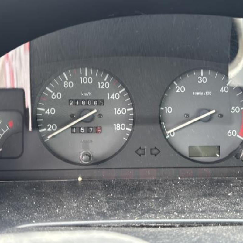 Compteur PEUGEOT PARTNER 1 Photo n°16