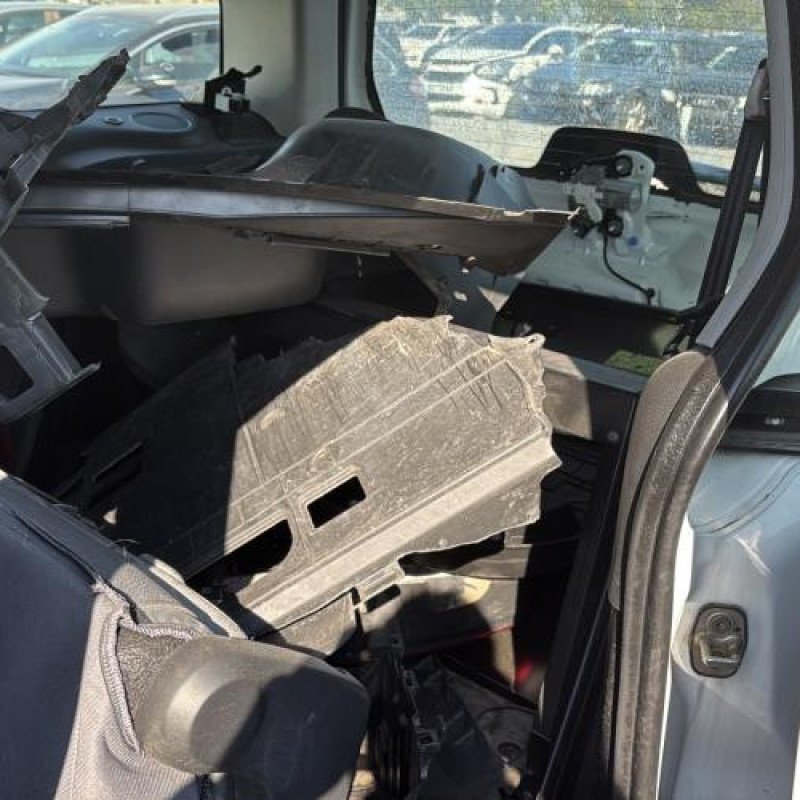 Boitier air bag PEUGEOT PARTNER 2 Photo n°14