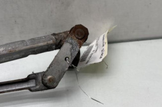 Moteur essuie glace avant VOLKSWAGEN GOLF 4
