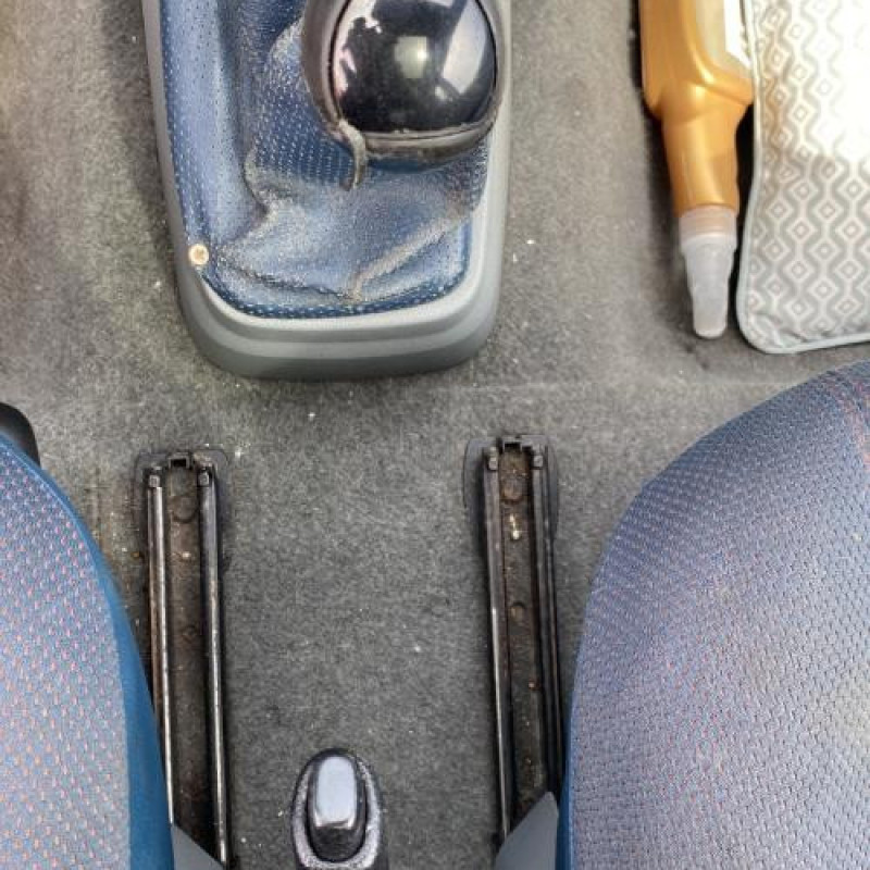 Poignee interieur avant droit RENAULT TWINGO 1 Photo n°20
