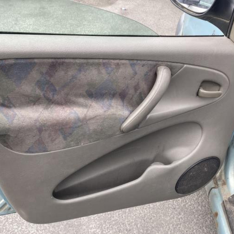 Vitre arriere droit CITROEN XSARA PICASSO Photo n°14
