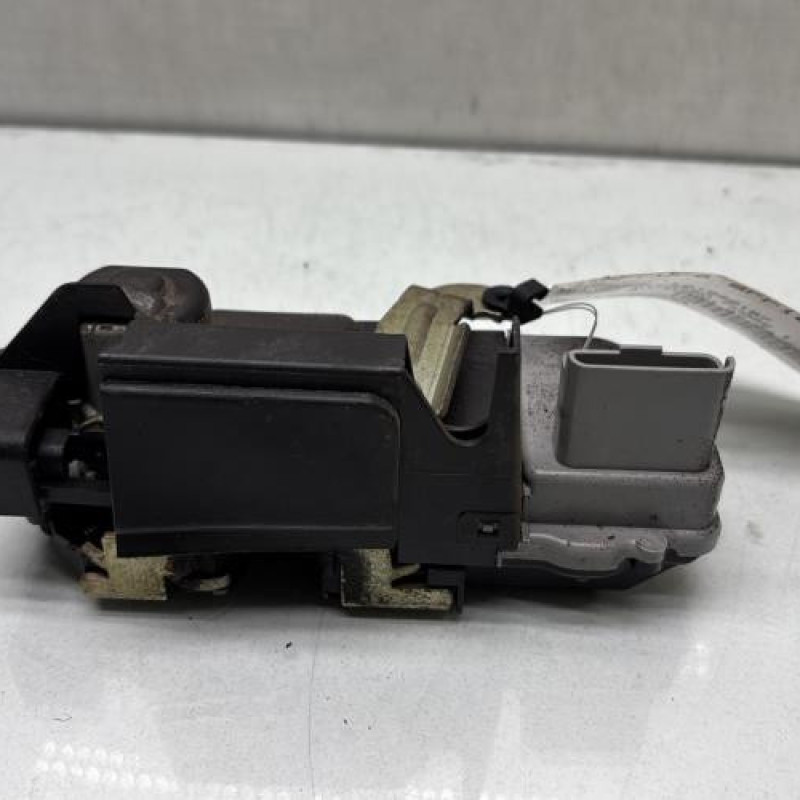 Serrure arriere droit CITROEN XSARA PICASSO Photo n°3