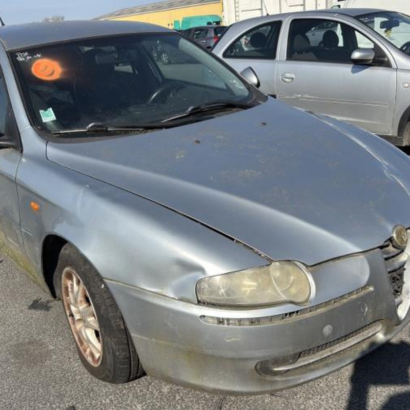 Feu arriere principal gauche (feux) ALFA ROMEO 147 Photo n°5