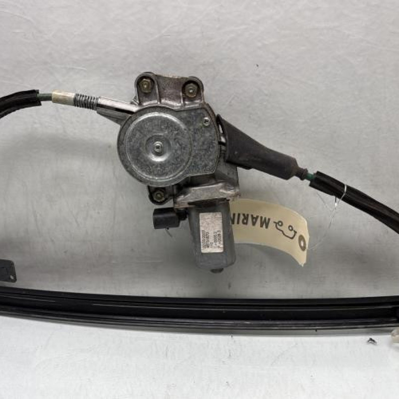 Leve vitre electrique avant droit ALFA ROMEO 147 Photo n°1