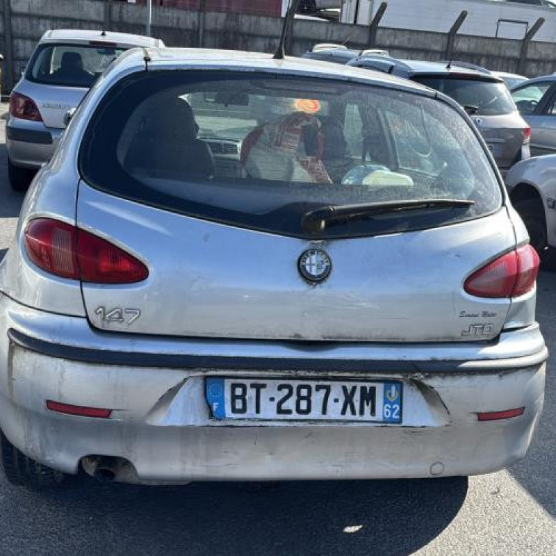 Leve vitre electrique avant droit ALFA ROMEO 147 Photo n°11