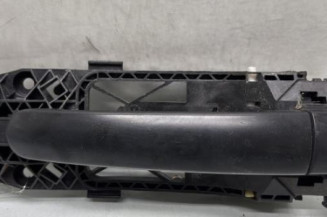Poignee porte arriere droit VOLKSWAGEN POLO 5 Photo n°1