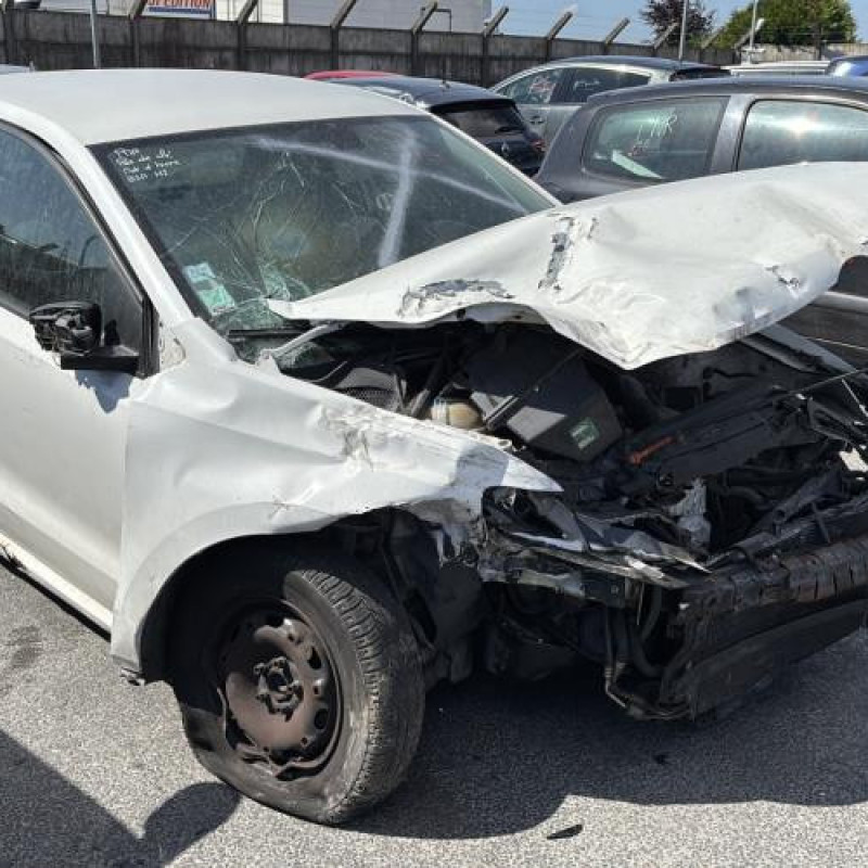 Poignee porte arriere droit VOLKSWAGEN POLO 5 Photo n°5