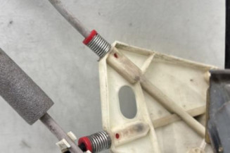 Leve vitre electrique avant gauche VOLKSWAGEN POLO 5