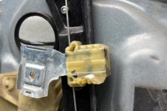 Leve vitre electrique avant droit VOLKSWAGEN POLO 4