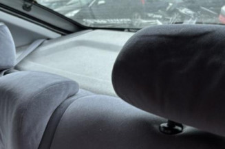 Poignee interieur arriere droit RENAULT MEGANE 1