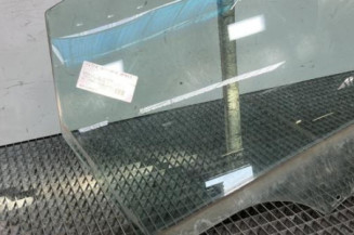 Vitre arriere droit RENAULT SCENIC 2