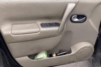 Vitre arriere droit RENAULT SCENIC 2