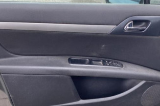Vitre arriere gauche PEUGEOT 407
