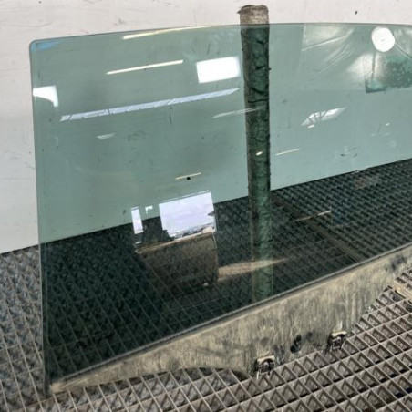 Vitre arriere gauche CITROEN C4 2