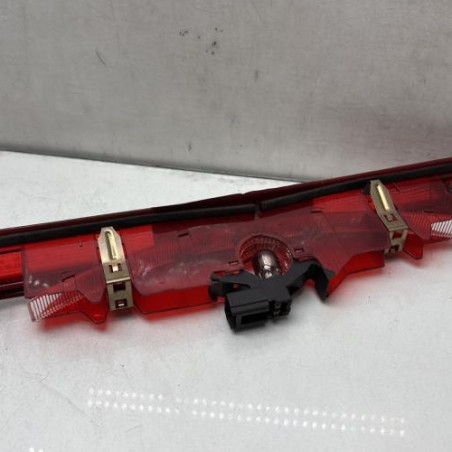 Feu arriere stop central RENAULT CLIO 3