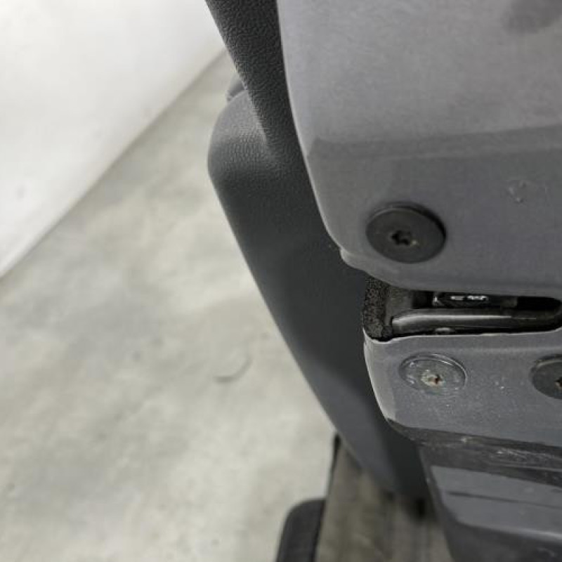 Porte avant droit RENAULT CLIO 3 Photo n°7