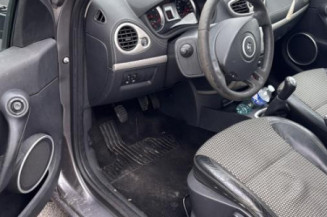 Vitre arriere gauche RENAULT CLIO 3