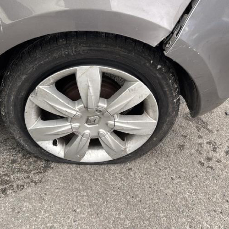 Moteur essuie glace arriere RENAULT CLIO 3 Photo n°18