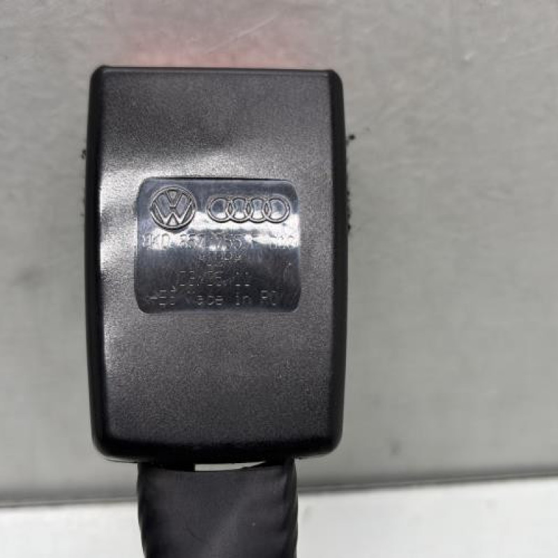 Attache ceinture avant gauche AUDI A4 3 Photo n°4