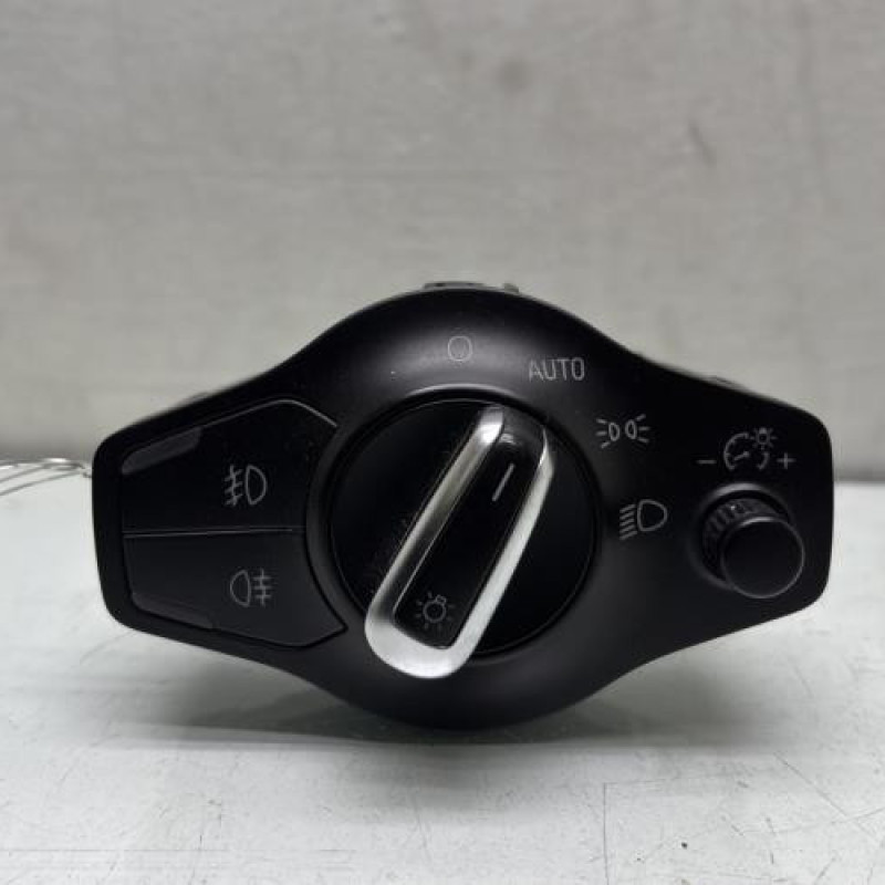 Commande de phare AUDI A4 3 Photo n°1