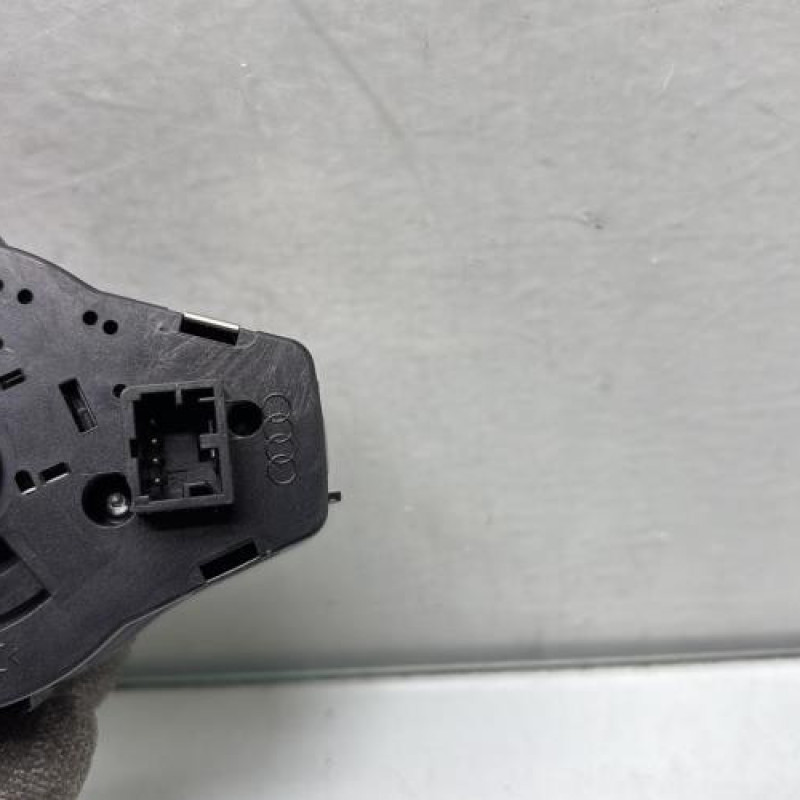 Commande de phare AUDI A4 3 Photo n°4