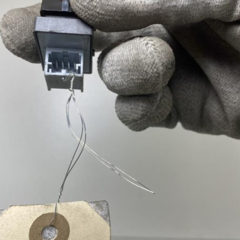 Interrupteur de leve vitre arriere gauche AUDI A4 3 Photo n°3