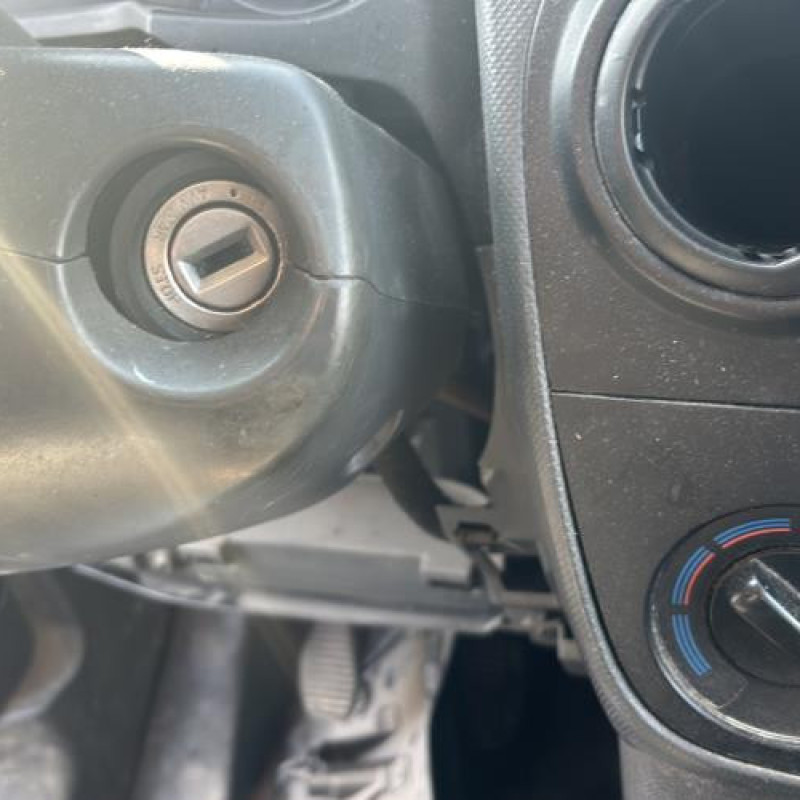 Poignee porte avant droit CITROEN NEMO Photo n°18