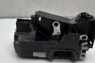Serrure avant gauche RENAULT TRAFIC 2