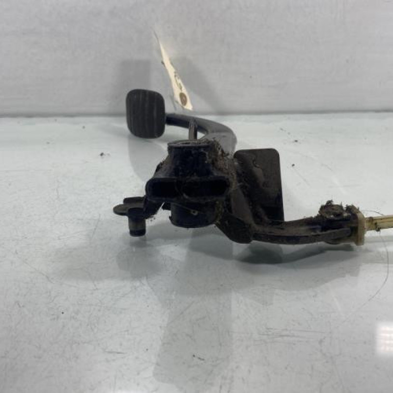Pedale d'embrayage RENAULT TRAFIC 2 Photo n°3