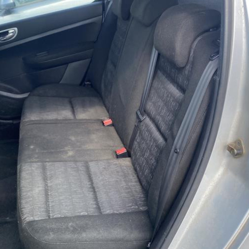 Attache ceinture avant gauche PEUGEOT 307 Photo n°15
