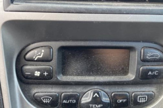 Attache ceinture avant gauche PEUGEOT 307