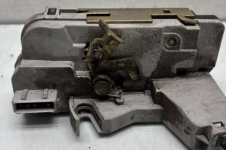 Serrure arriere gauche PEUGEOT 307