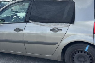 Pivot de moyeu avant gauche RENAULT MEGANE 2