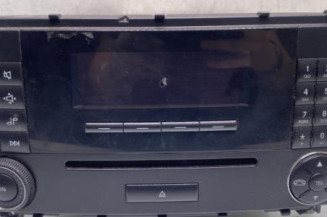 Autoradio d'origine MERCEDES CLASSE C 203 Photo n°1