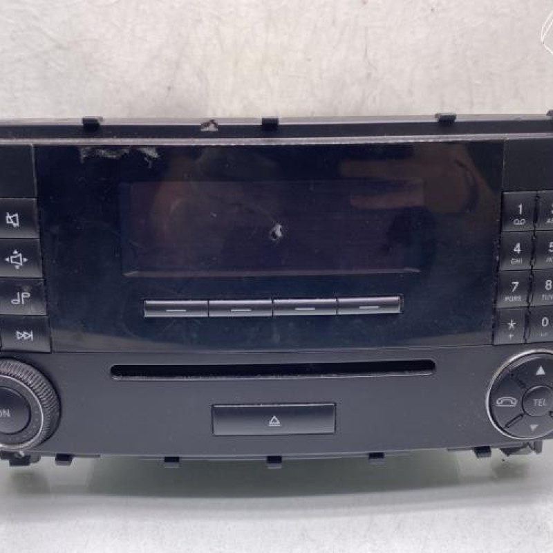 Autoradio d'origine MERCEDES CLASSE C 203 Photo n°1