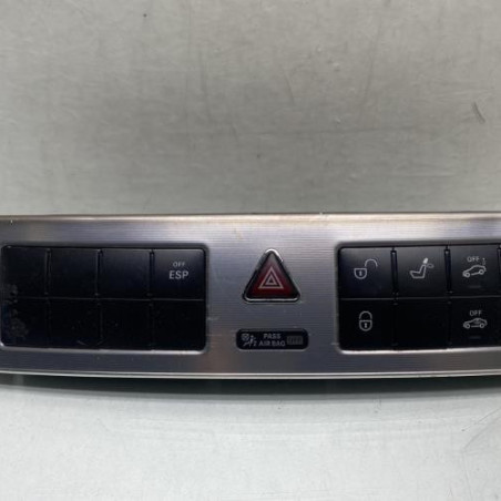 Bouton de warning MERCEDES CLASSE C 203 Photo n°1