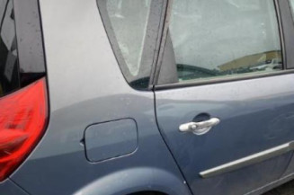 Malle/Hayon arriere RENAULT SCENIC 2