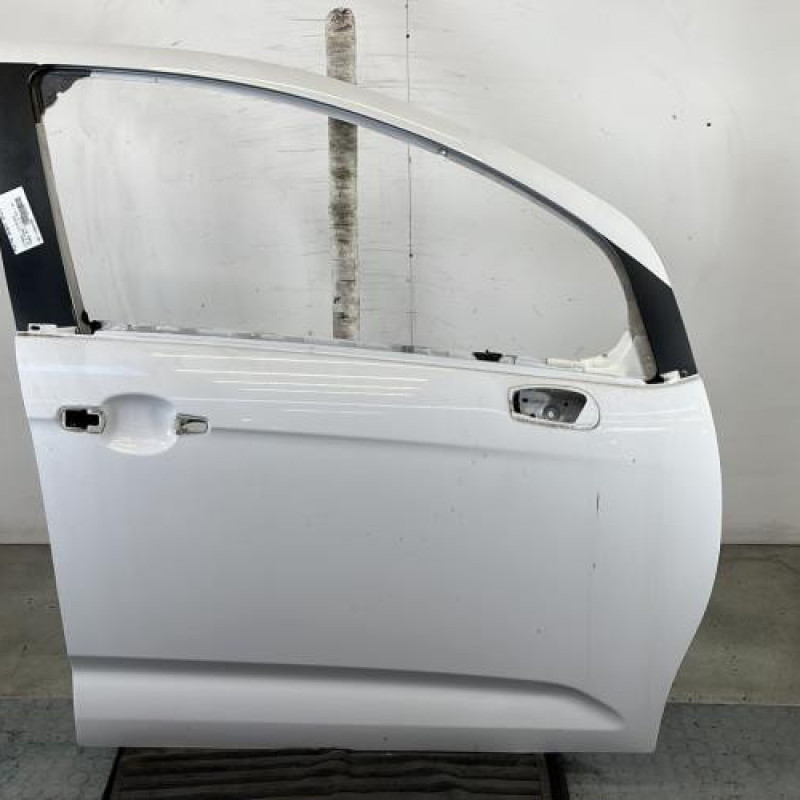 Porte avant droit CITROEN C3 2 Photo n°1
