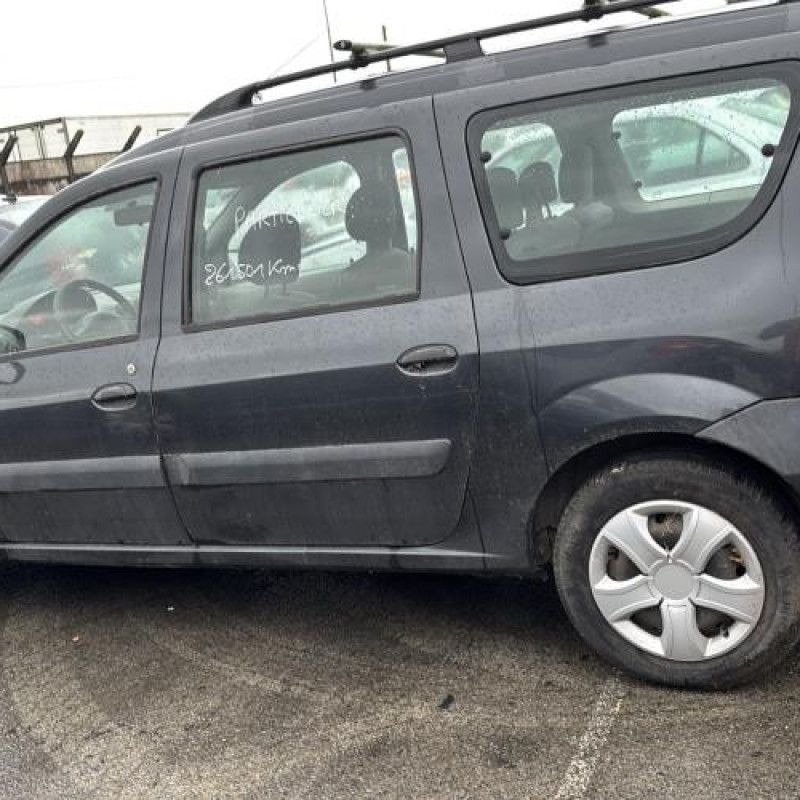 Pare choc arriere DACIA LOGAN MCV 1 Photo n°13
