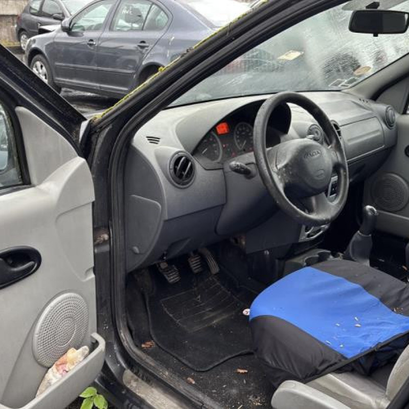 Pare choc arriere DACIA LOGAN MCV 1 Photo n°15