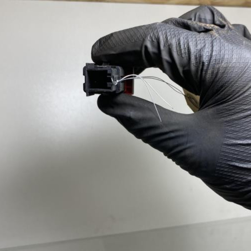 Bouton de warning VOLKSWAGEN POLO 5 Photo n°2